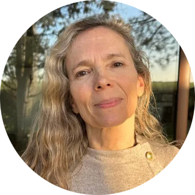 Portrait de Nathalie Lacombe, massage tantrique certifié à Palaiseau